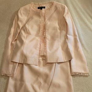 Albert Nipon Lt. Pink suit Sz.4 w/ fab Bustiers